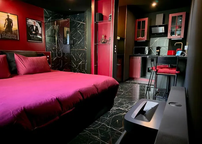 Cinema Prive Centre & King Size Διαμέρισμα *